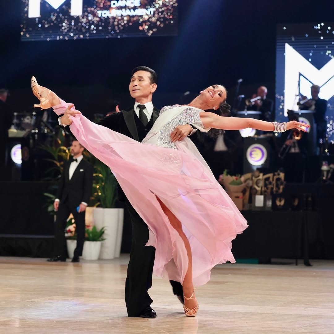 Why Dance Lessons Make the Perfect Gift